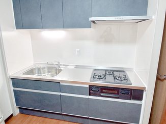 キッチンリフォーム 日々のお手入れ負担を減らしたキッチン