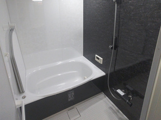 バスルームリフォーム お掃除しやすいバスルーム＆収納力と使い勝手がアップした洗面台