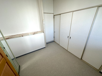 小工事 クロスとカーペットを一新した心地よいお部屋